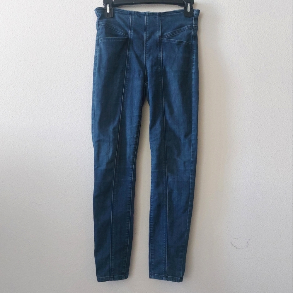 🌷3/$20🌷Liverpool Pull-On High-Rise Ankle Jeggings - Picture 3 of 8